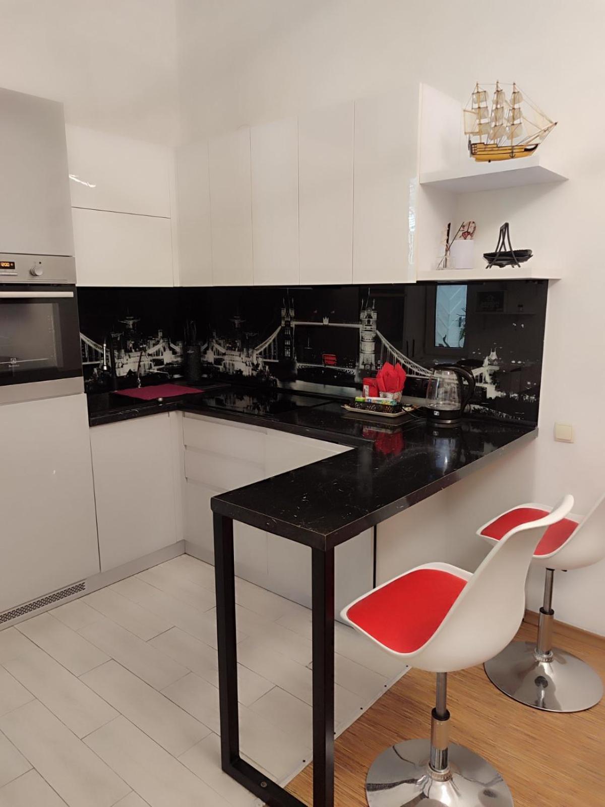 London Apartment, Odessa Ngoại thất bức ảnh